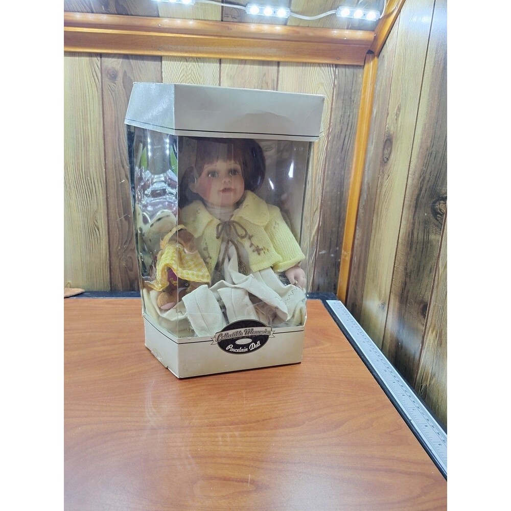 COLLECTIBLE MEMORIES GENUINE PORCELAIN DOLL - MARCY - NEW IN BOX W/TAGS! RARE!